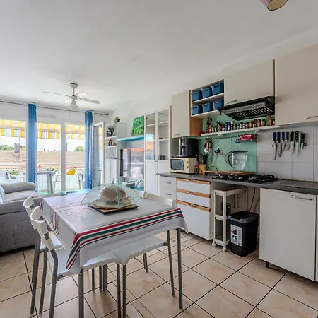 Apartment Proche