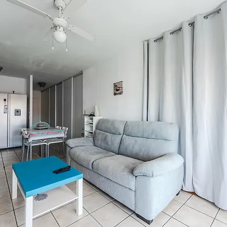 Proche Apartament